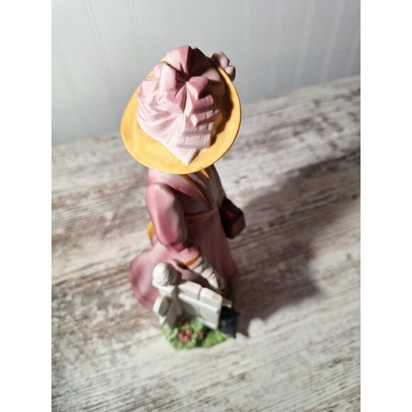 Vintage 1983 Avon Mrs Albee Presidents Club Award Porcelain Figurine Scottie Dog - Picture 10 of 11